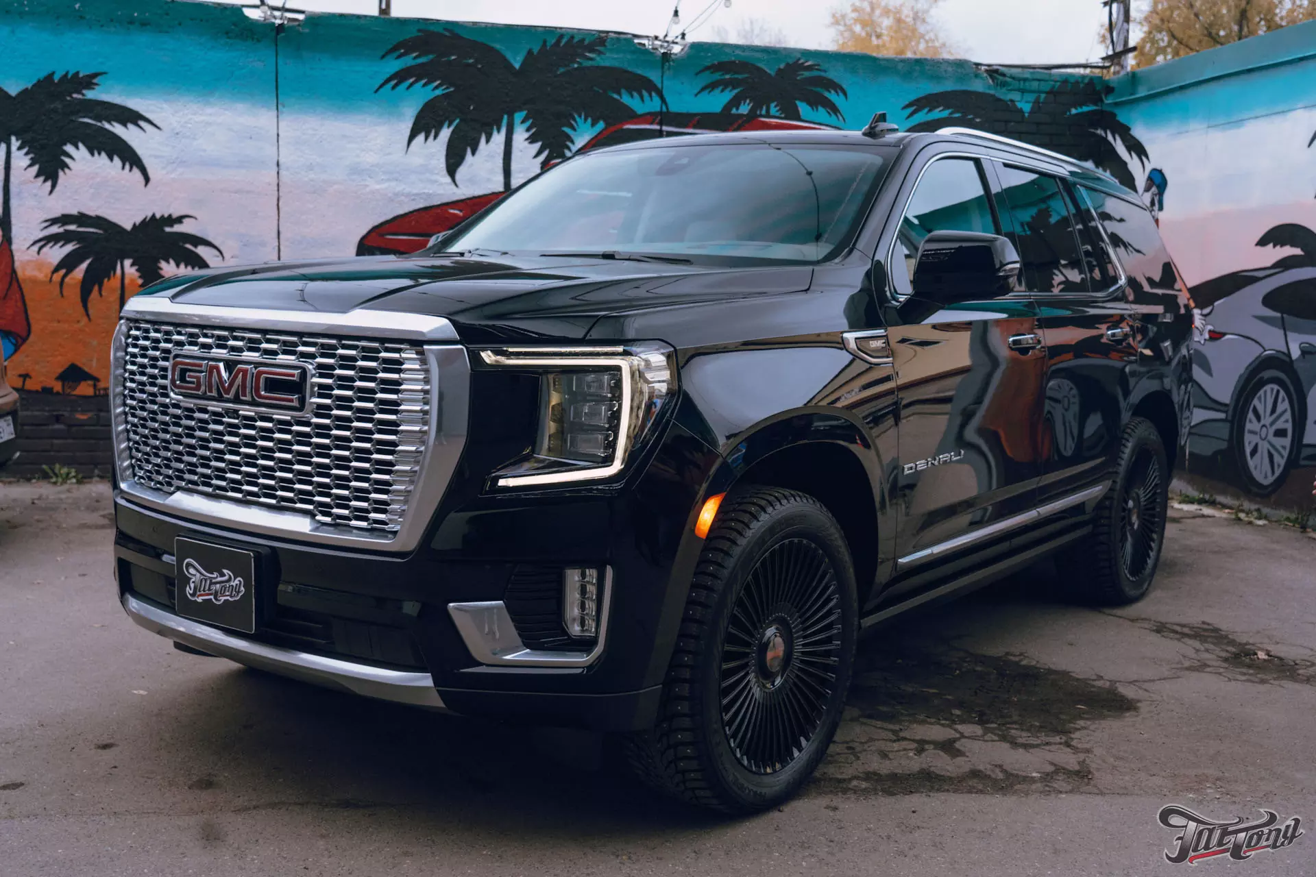 Новые кованые диски и Шиномонтаж на вибростенде для GMC Yukon